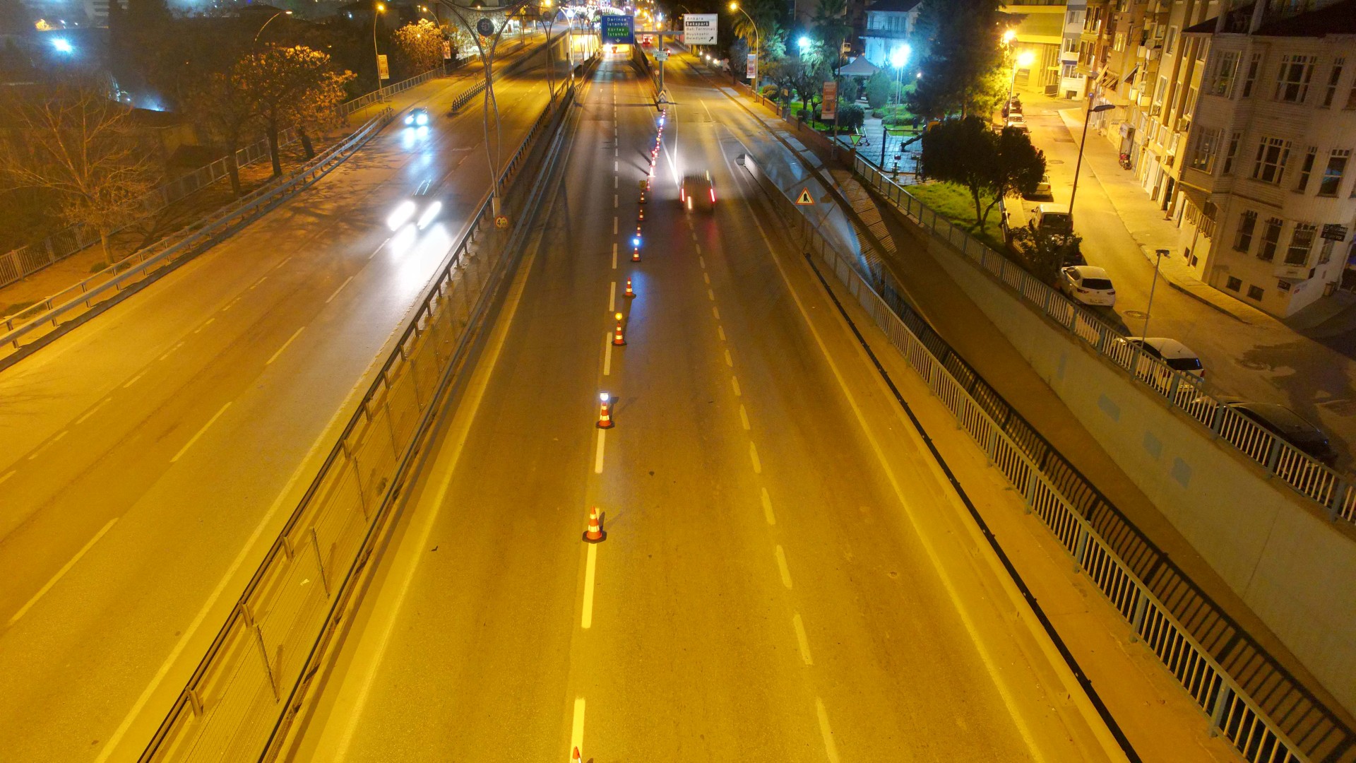 Büyükşehir, Seka Tüneli'ndeki Panelleri Yeniledi (2)