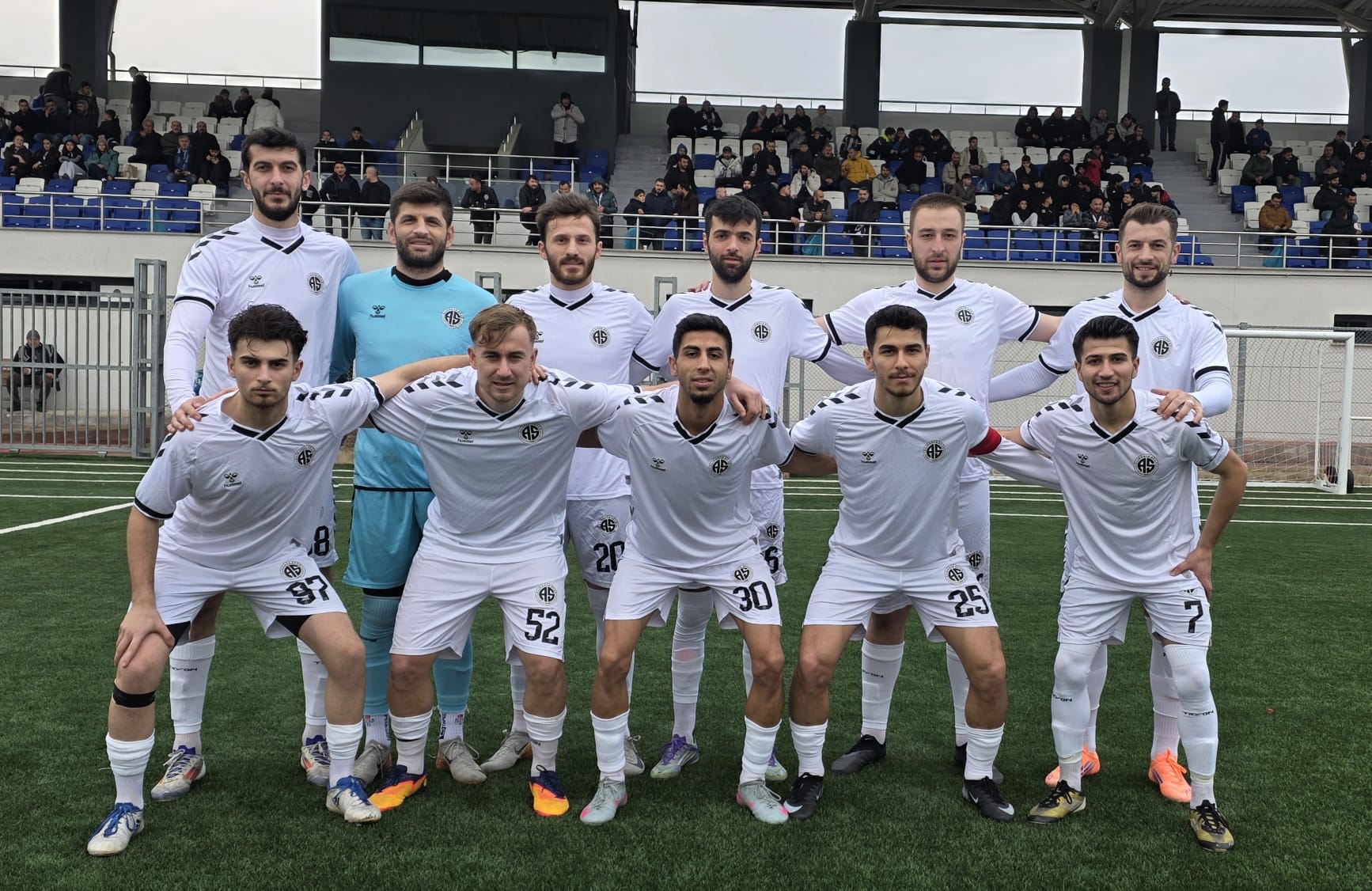 Çayırovaspor 10 Kişiyle Zirveyi Geri Aldı! (1)-1