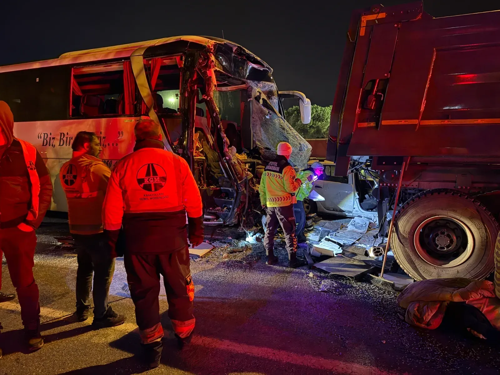 Çok Sayida Yarali Var (1)