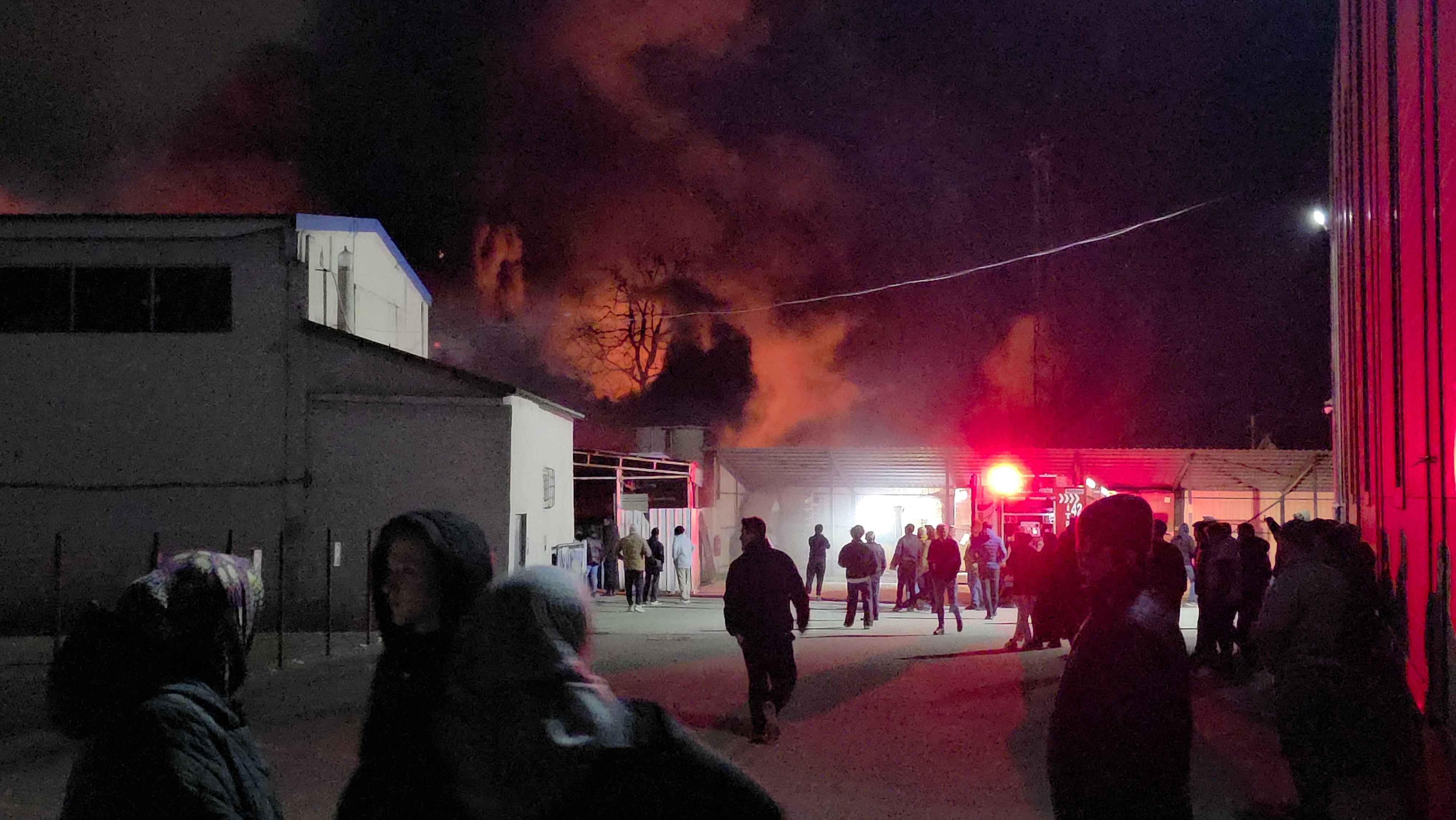 D 100 Karayolu Trafi̇ğe Kapatildi (3)