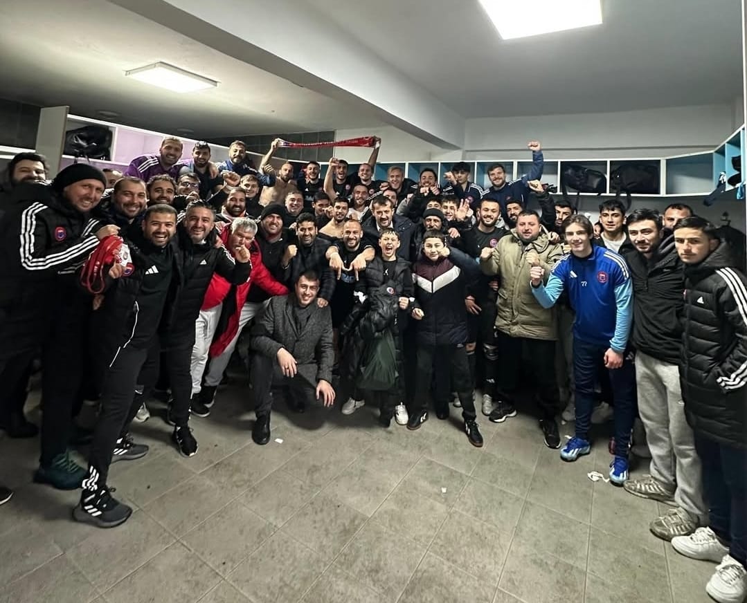 Darıca Türkeli Dolu Dizgin Play Off Aşkına Farklı Tarife! (2)