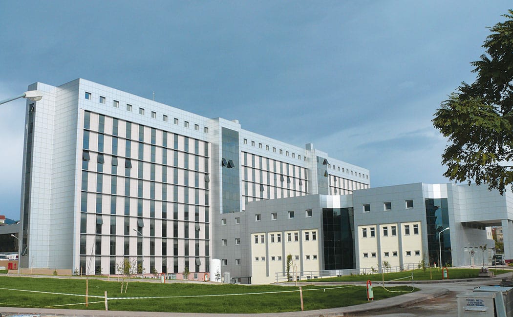 Derince Eğitim Araştırma Hastanesi İçin Yıkım Kararı Sahra Hastanesi Kurulacak (1)-1