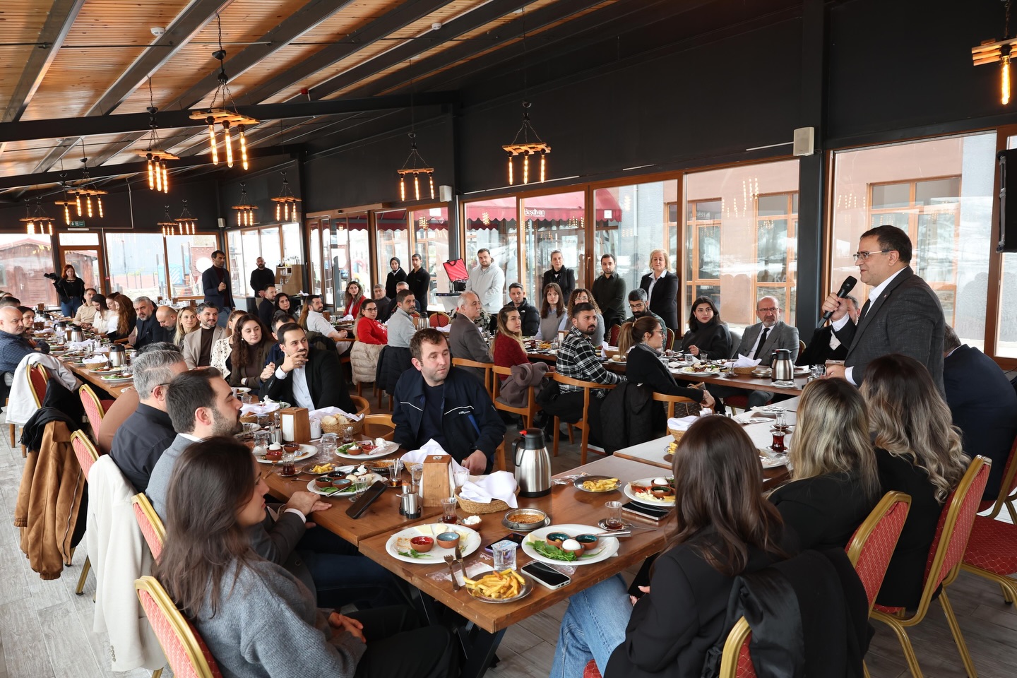 Derince’de İstihdama Katkı İçin Örnek Buluşma 3