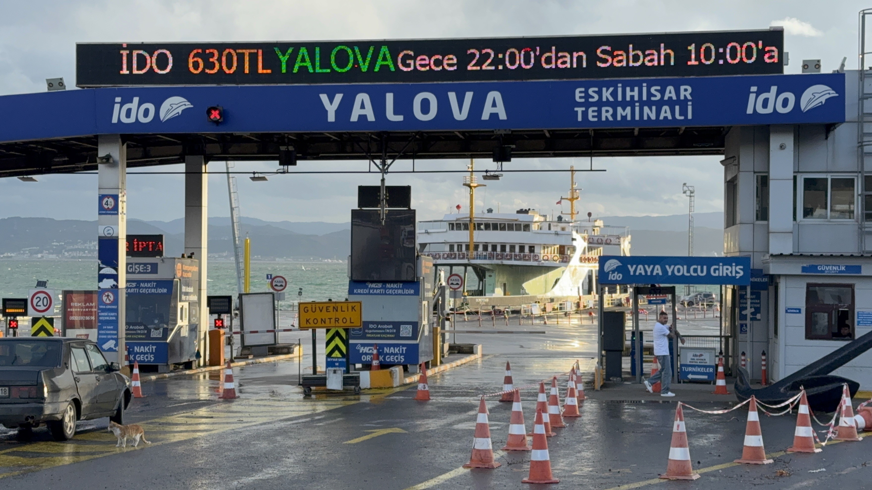 Eskihisar Topçular Arabalı Vapur Seferleri Fırtına Nedeniyle Durduruldu (4)