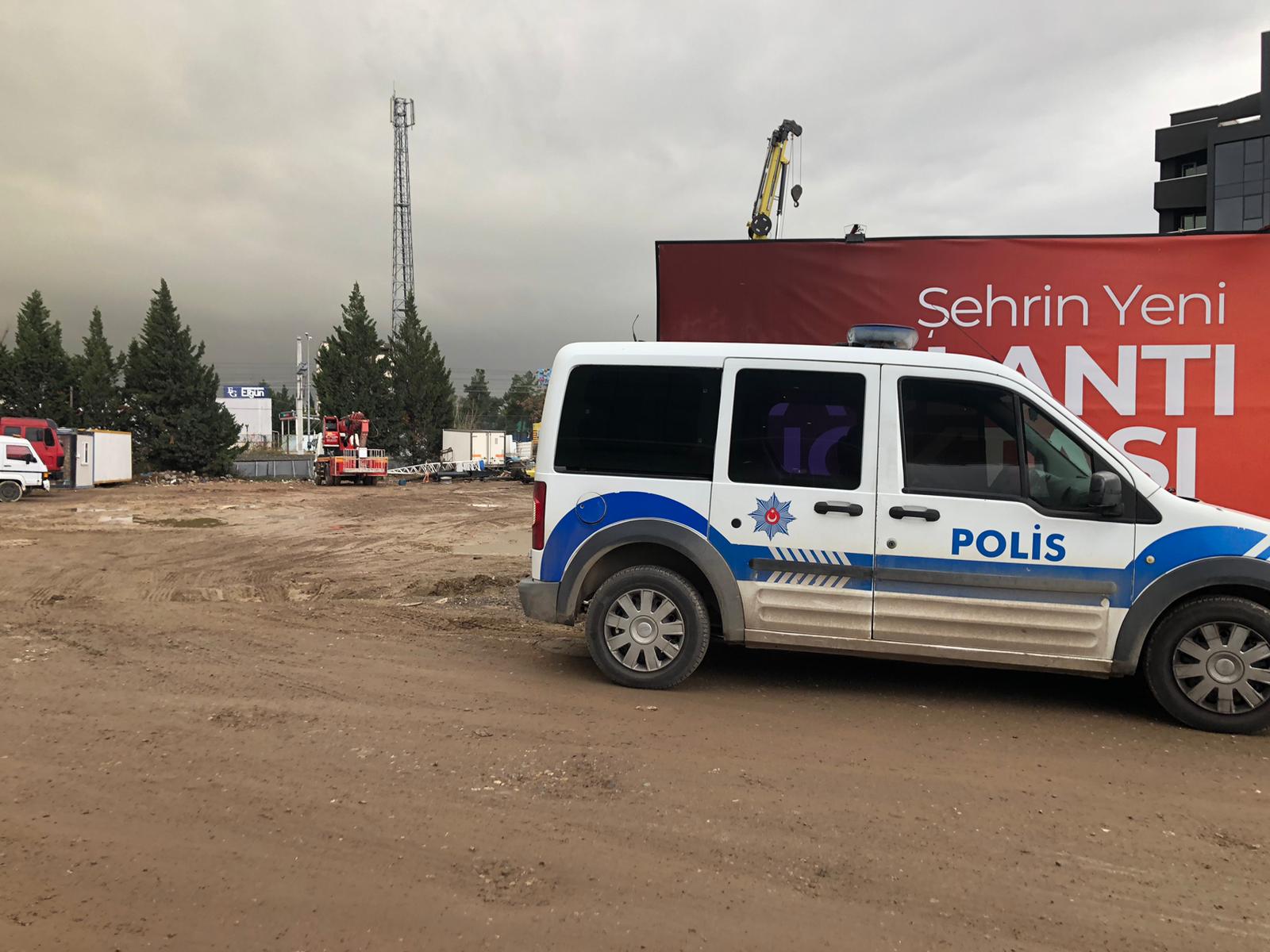 Faruk Bostan'a Polis Eşliğinde Tahliye Şoku-1