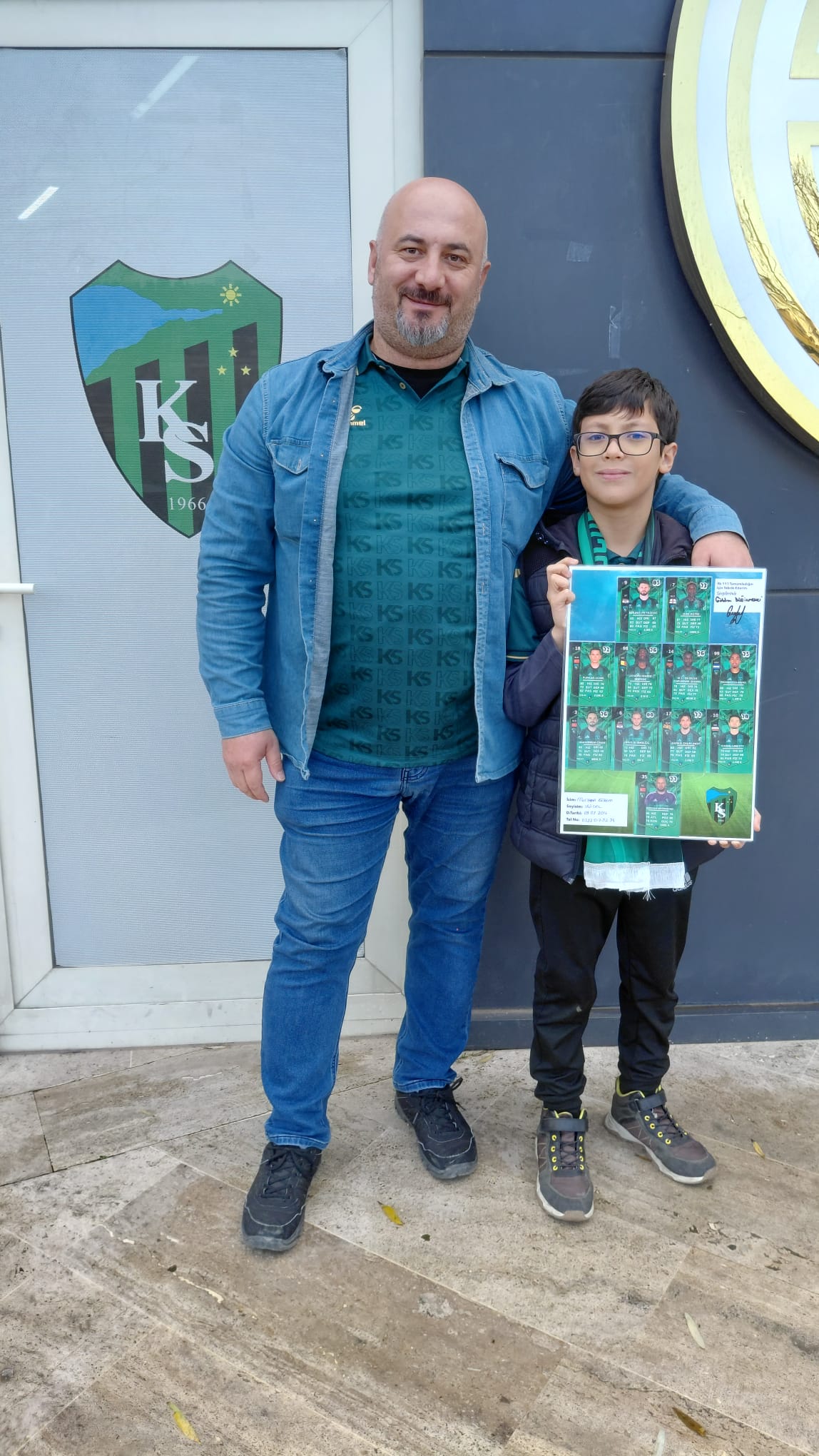 Futbolcu Kartlarıyla Hediyelerine Kavuştu (1)-1