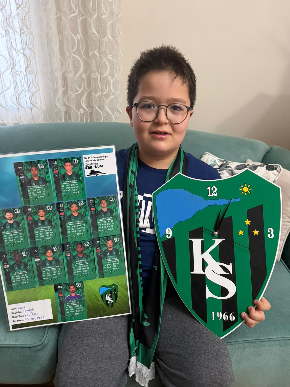 Futbolcu Kartlarıyla Hediyelerine Kavuştu (4)