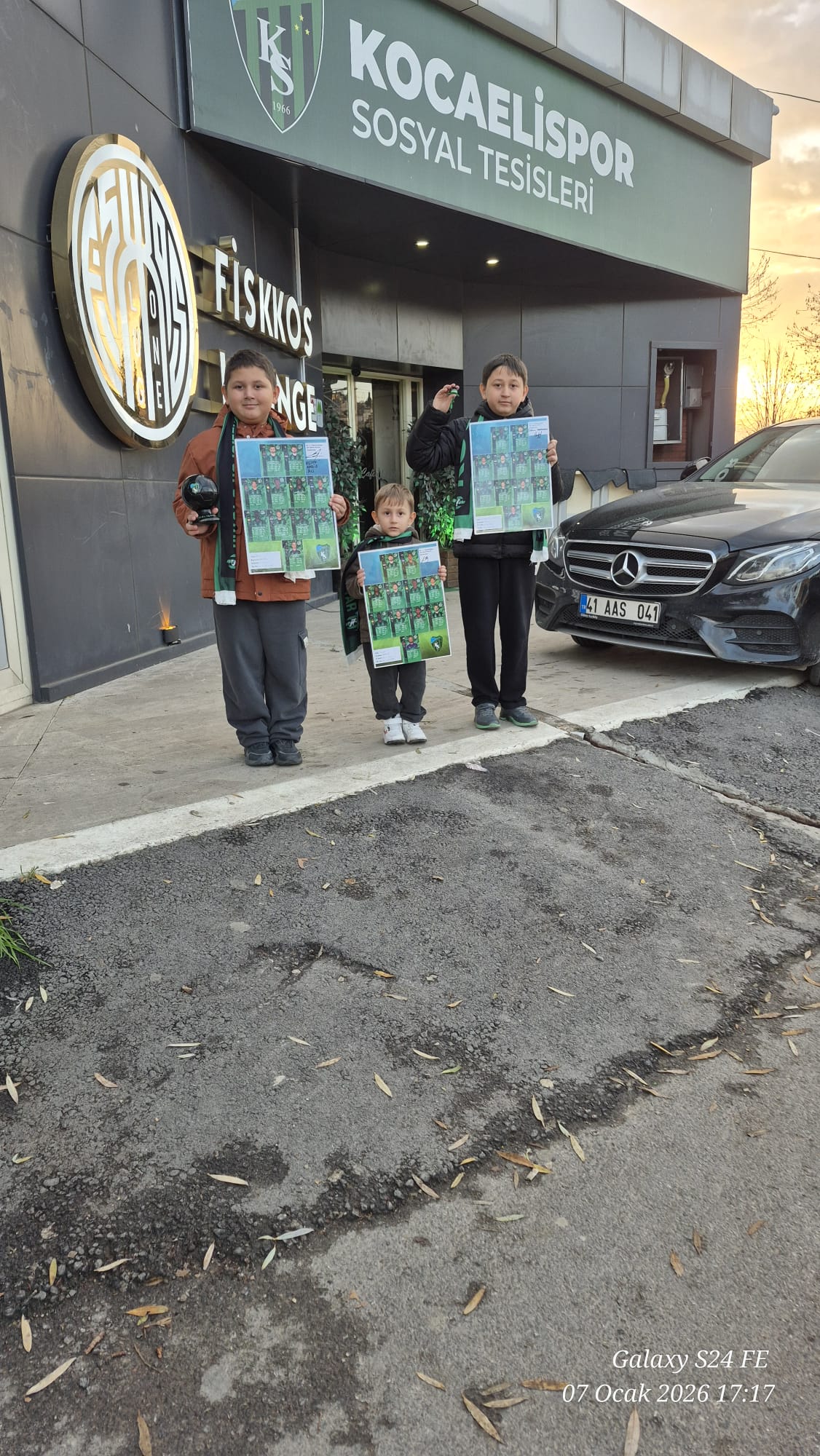 Futbolcu Kartlarıyla Hediyelerine Kavuştu (5)