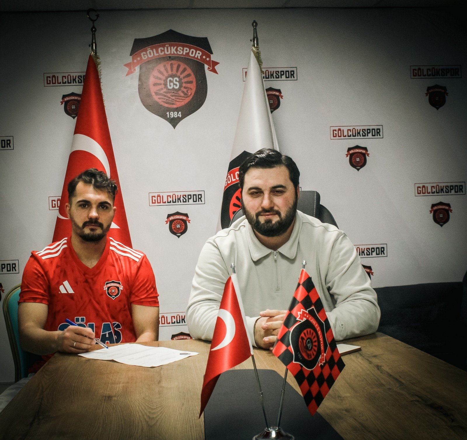 Gölcükspor’dan Orta Sahaya Takvi̇ye Muhammet Sai̇t Özvardar Kadroda-1