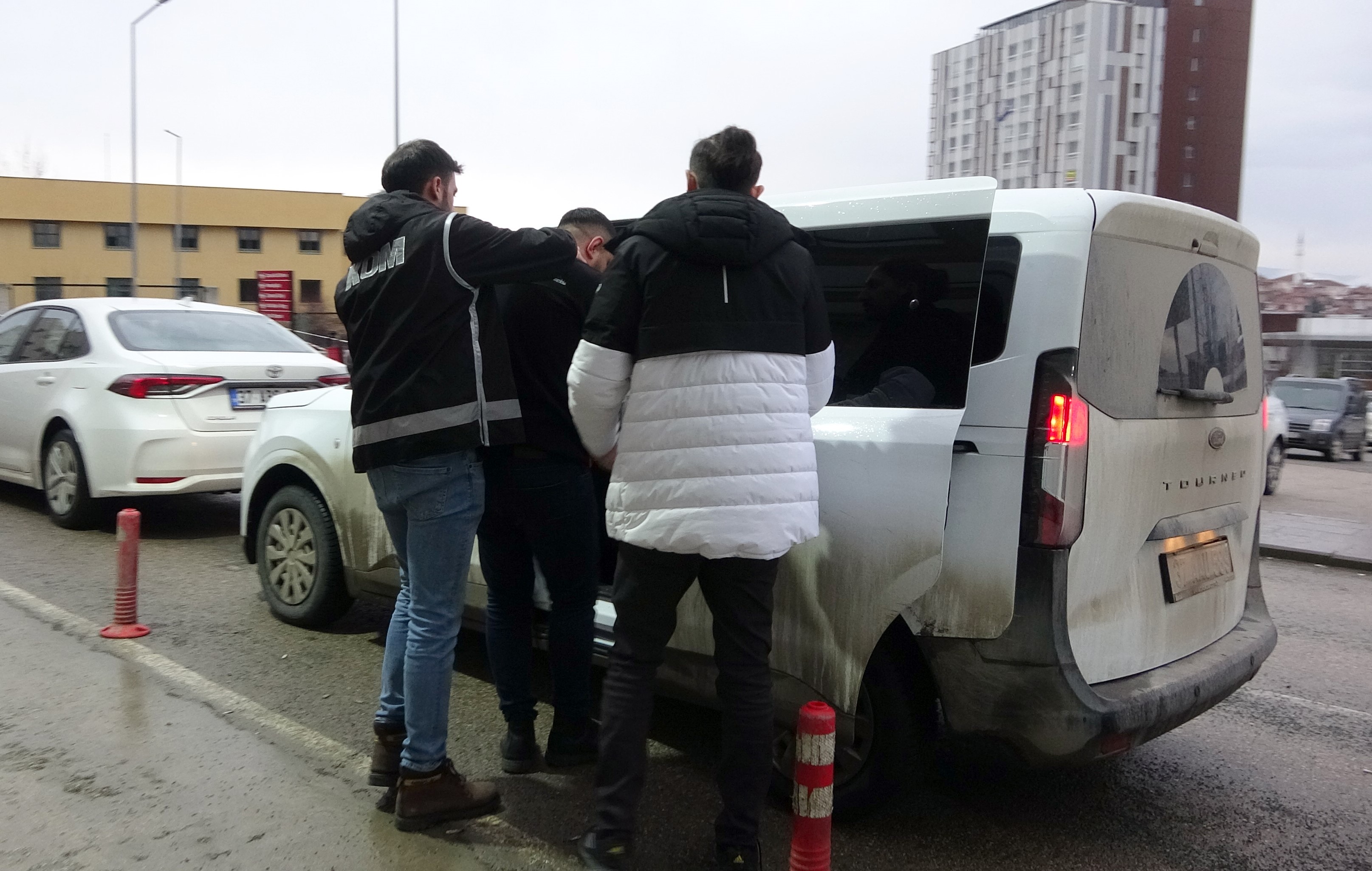 İntihar Notu Tefeci Şebekesini Ortaya Çıkardı (1)