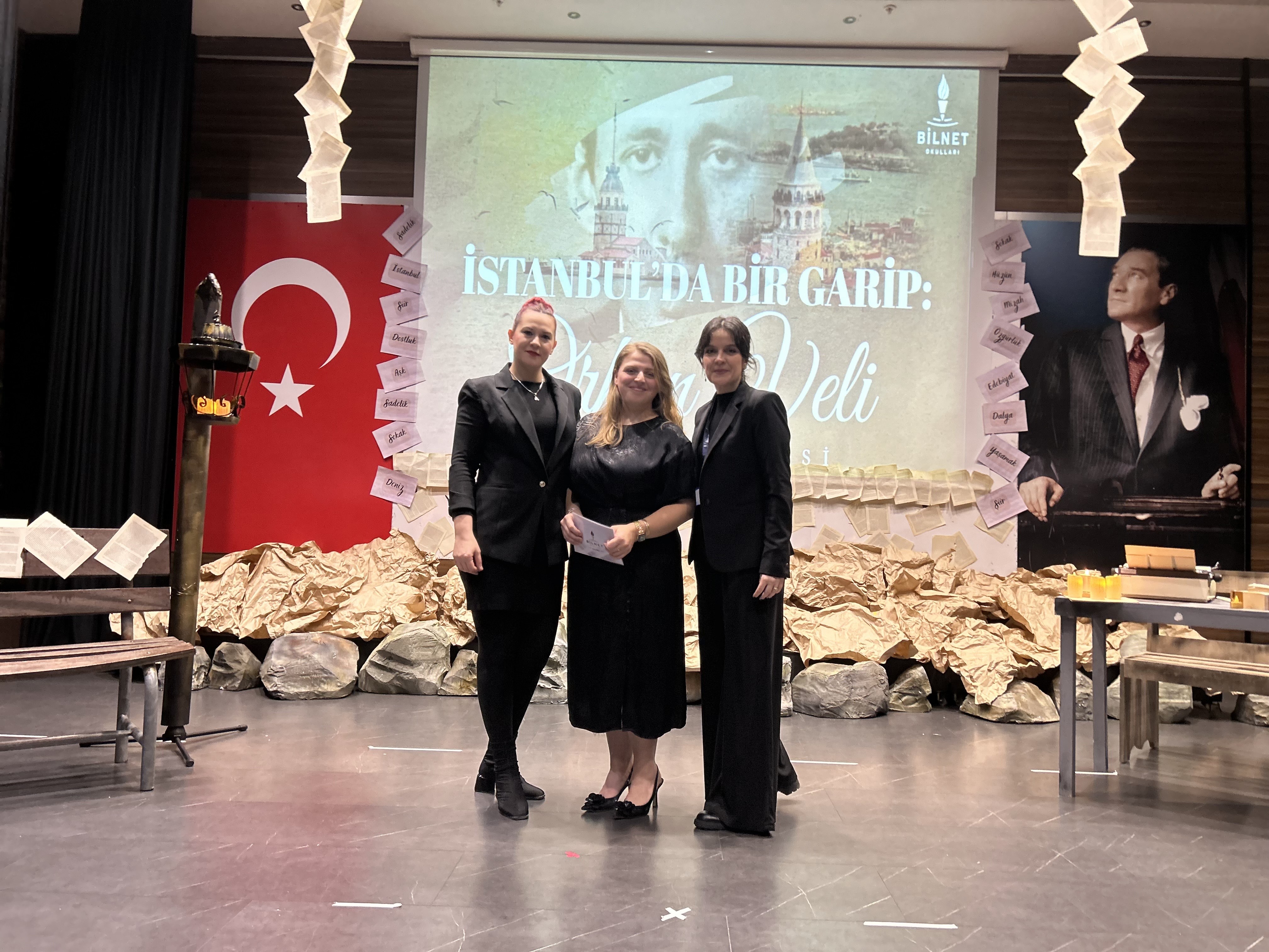 İstanbul’da Bir Garip Orhan Veli3