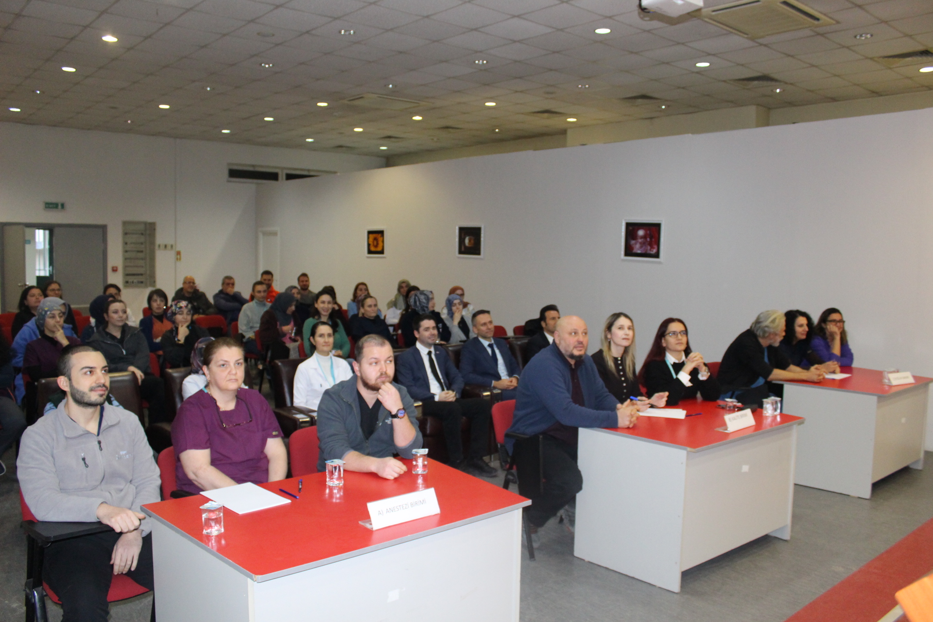 İzmit Seka Devlet Hastanesi’nde 80. Yıl Coşkusu Başladı (5)