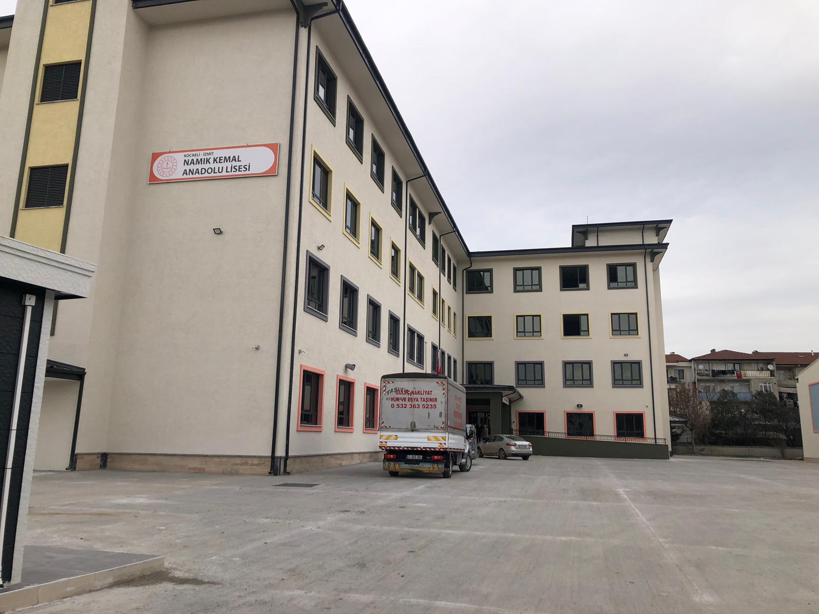 İzmit’te Hangi Okul Nereye Taşındı Kanuni Mtal – Namık Kemal – Gazi Lisesi 9