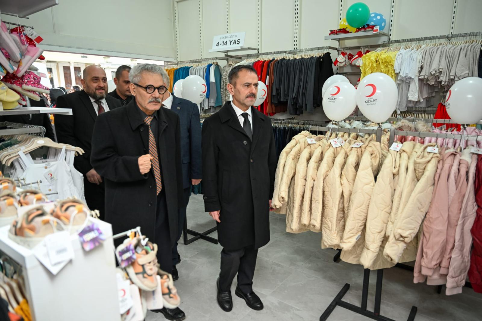 İzmit’te Kızılay Butik Dayanışmanın Adresi-1