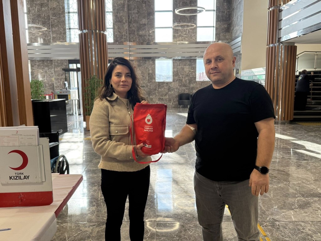 Kartepe’de Geleneksel Kan Ve Kök Hücre Bağışı Etkinliğine Yoğun İlgi (2)