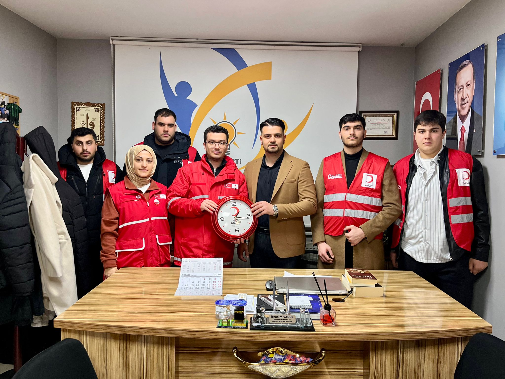 Kızılay Körfez’den Ak Parti Gençlik Kolları’na Ziyaret-1