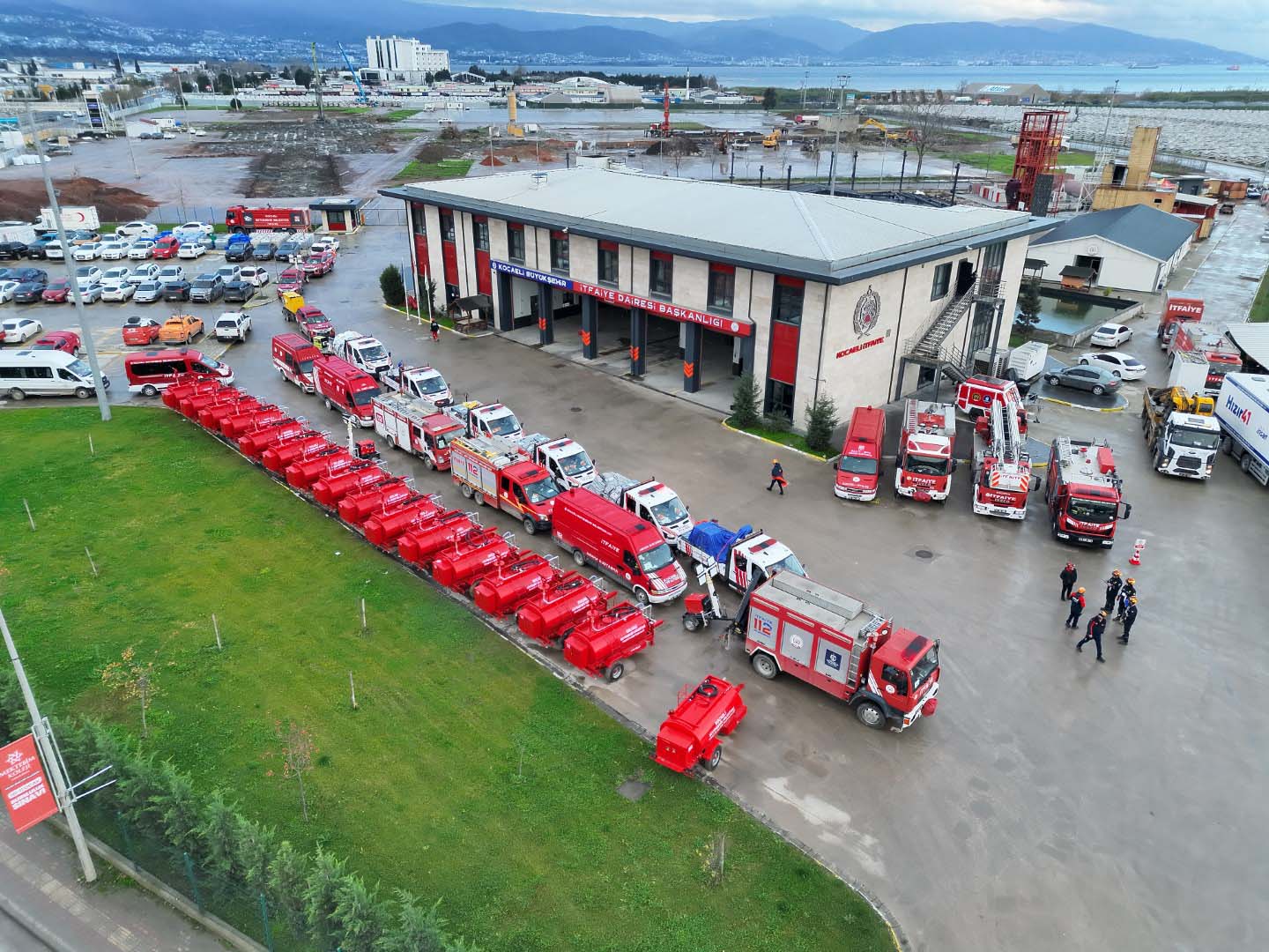 Kocaeli İtfaiyesi, 2025'Te 13.562 Vakaya Müdahale Etti (7) (Büyük)