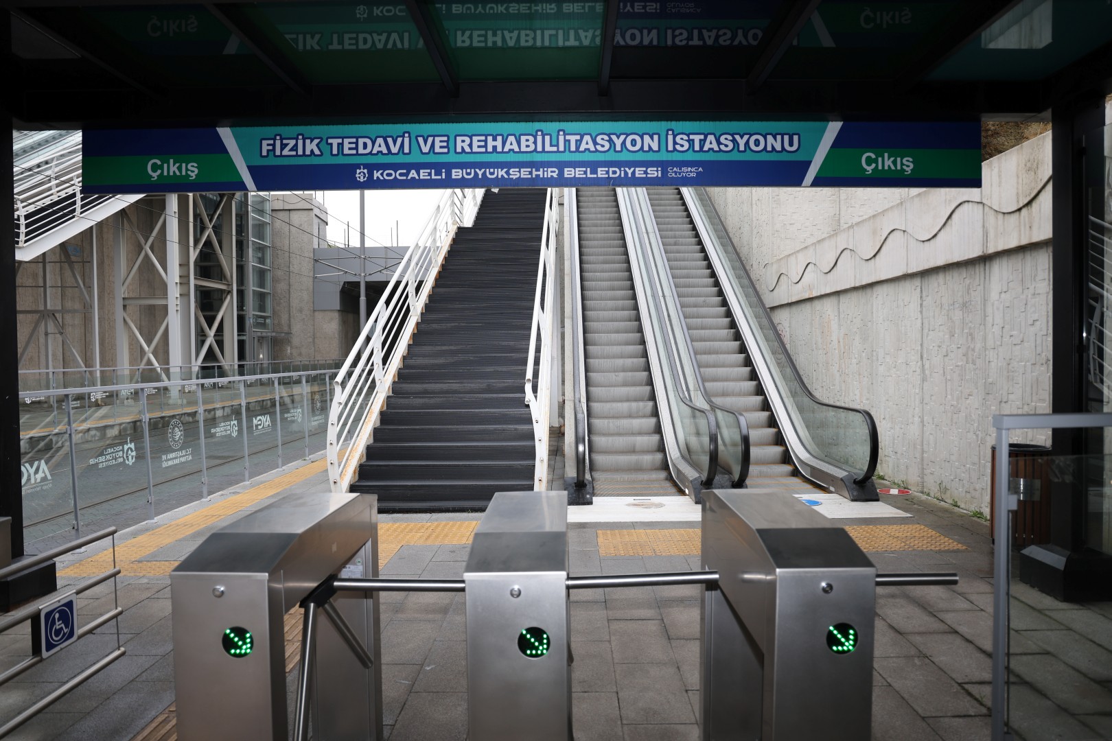 Kocaeli Şehir Hastanesi'nin Asansör Ve Yürüyen Merdivenleri Kapatıldı!