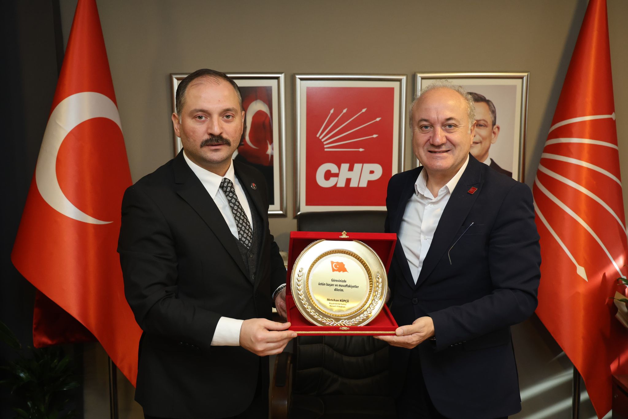 Kocaeli'de Chp Ile Bbp Arasında Dikkat Çeken Buluşma 5