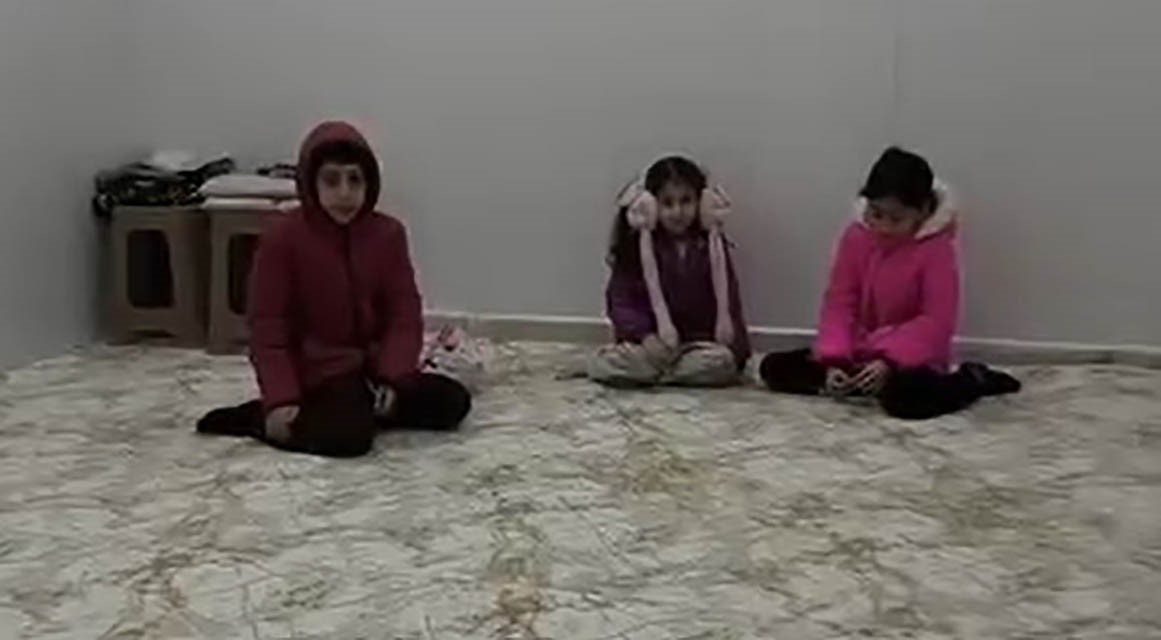 Kocaeli'de Dram! 3 Çocuğuyla Mescide Sığınan Anneye Yardım Eli 01