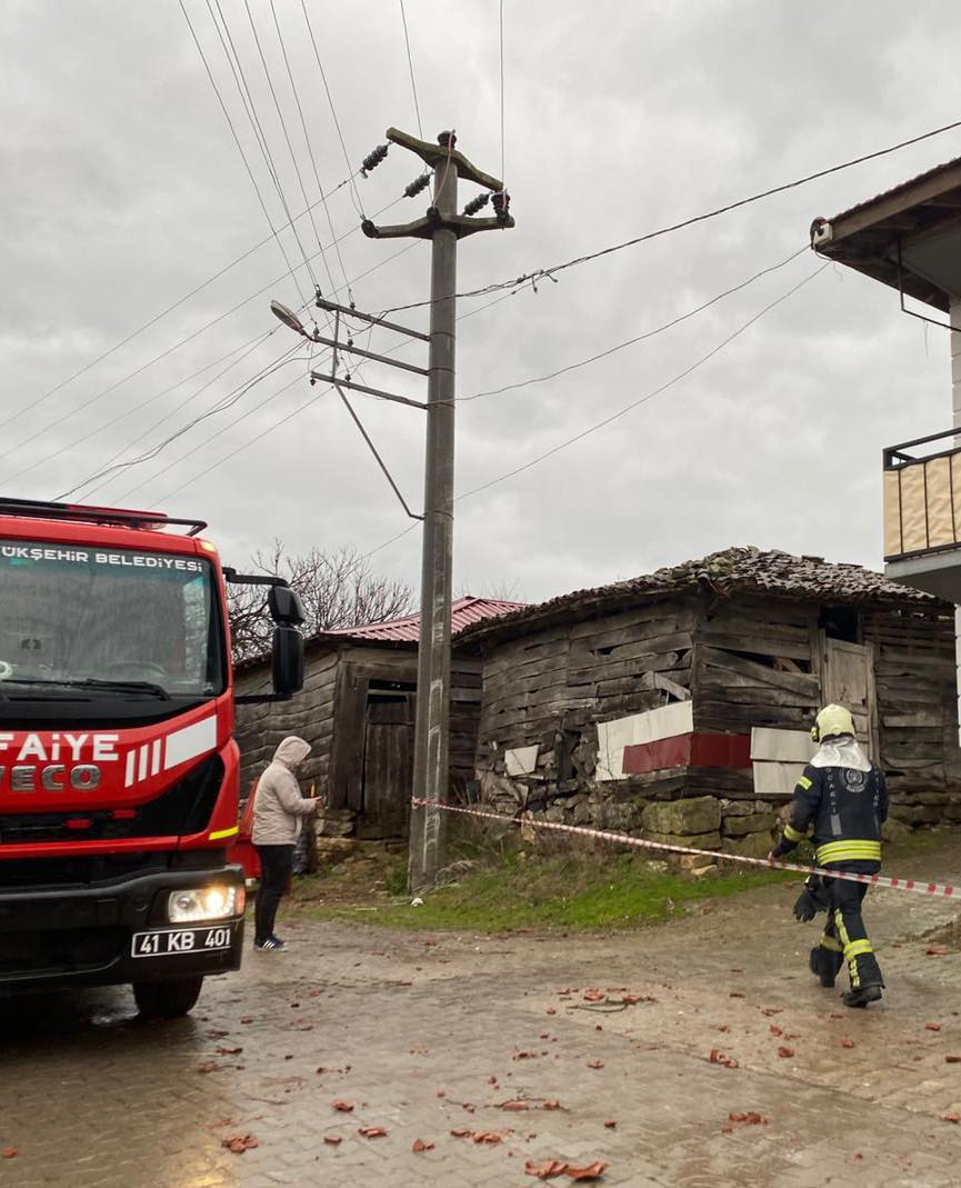 Kocaeli’de Ekipler Seferber Edildi (5)