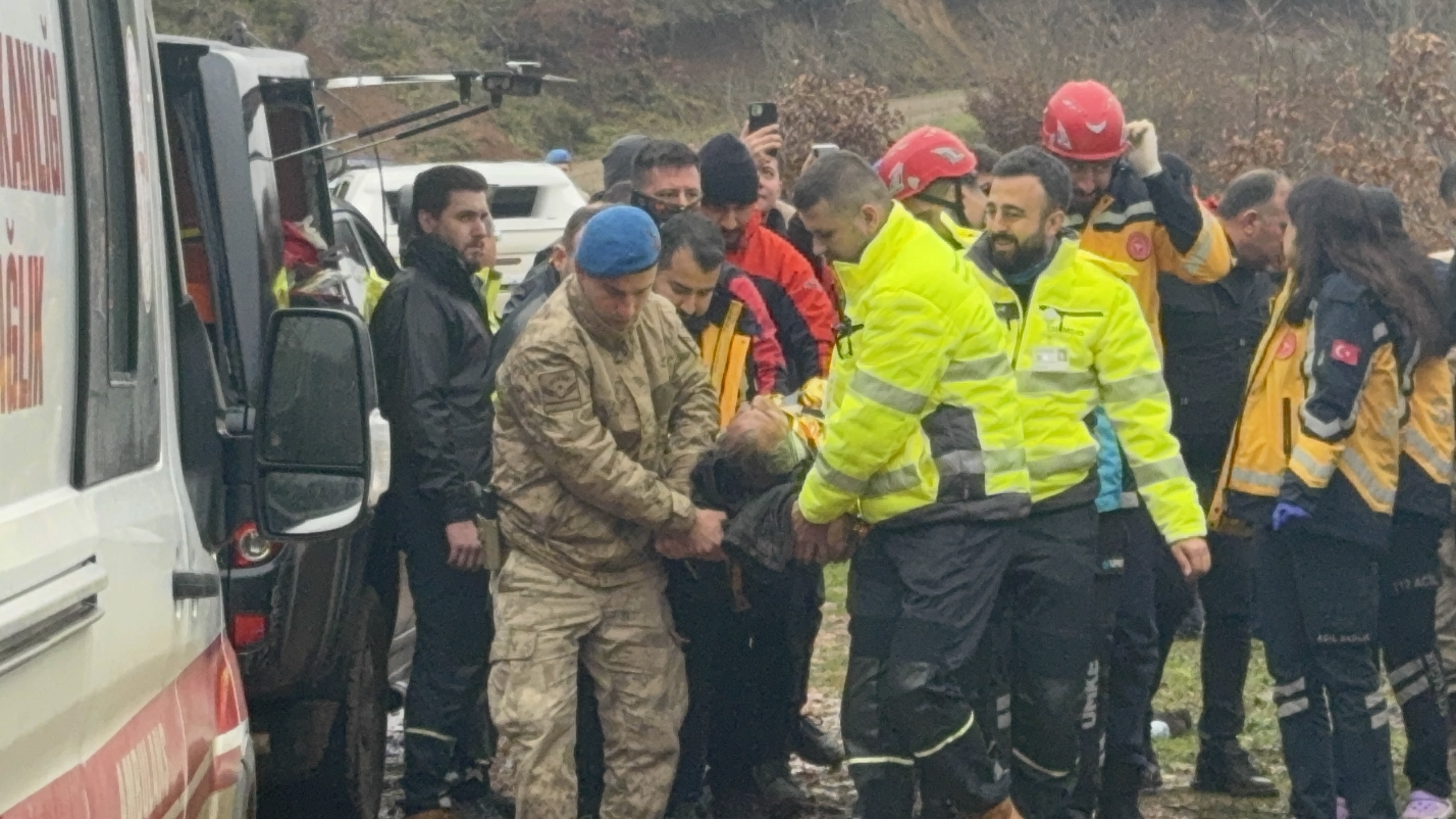 Kocaeli'de Kaybolan Yaşlı Adam 20 Saat Sonunda Bulundu! 07