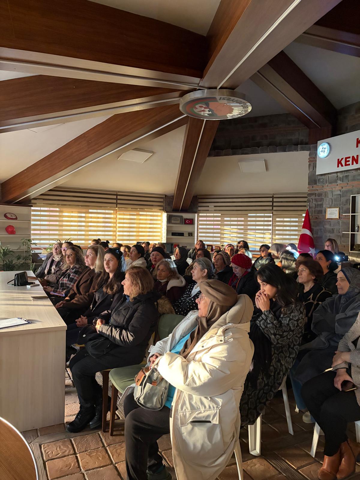 Körfez Kent Konseyi Psikolog Aslı Tatlı'yı Konuk Etti 1