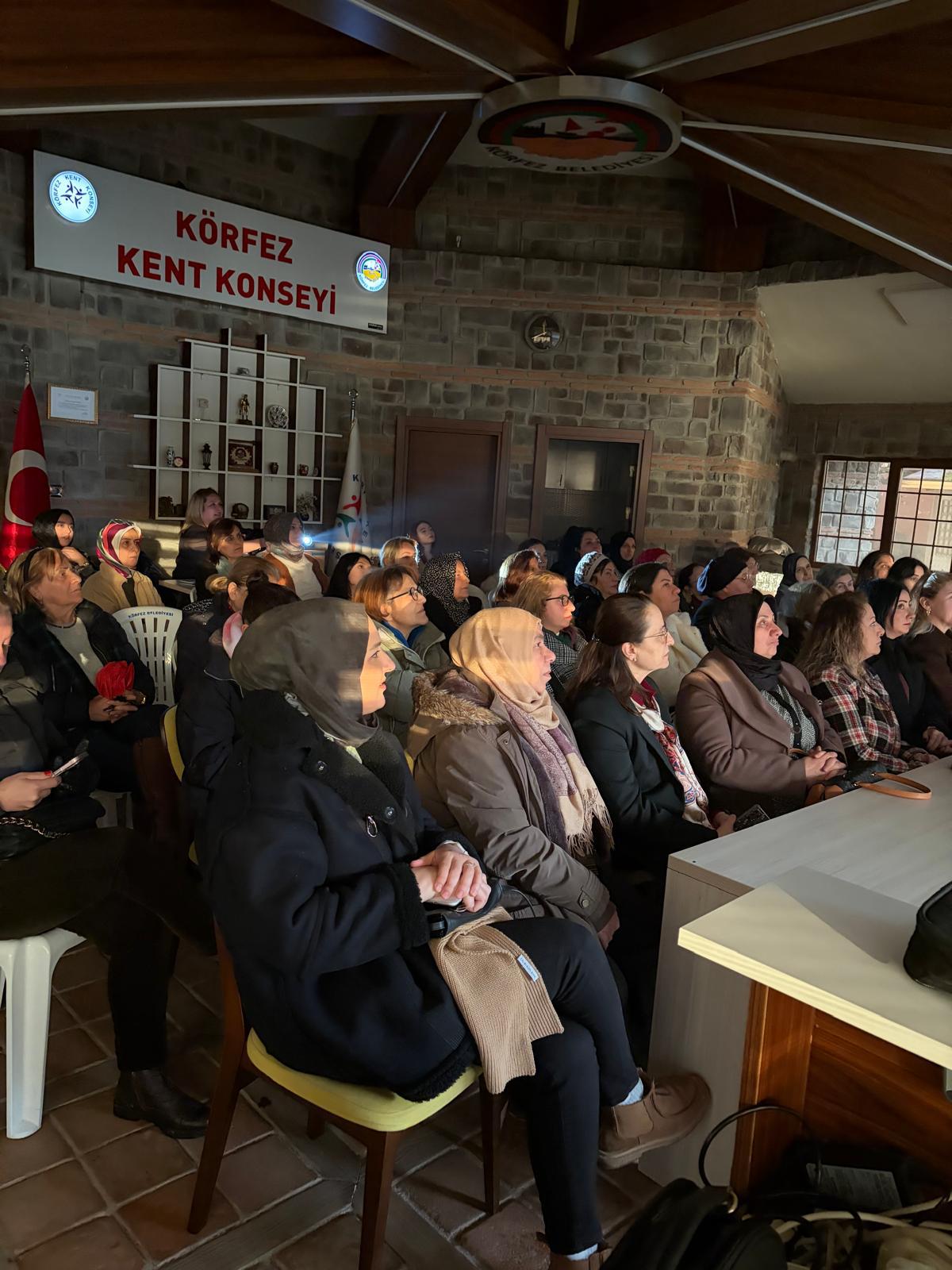 Körfez Kent Konseyi Psikolog Aslı Tatlı'yı Konuk Etti 2