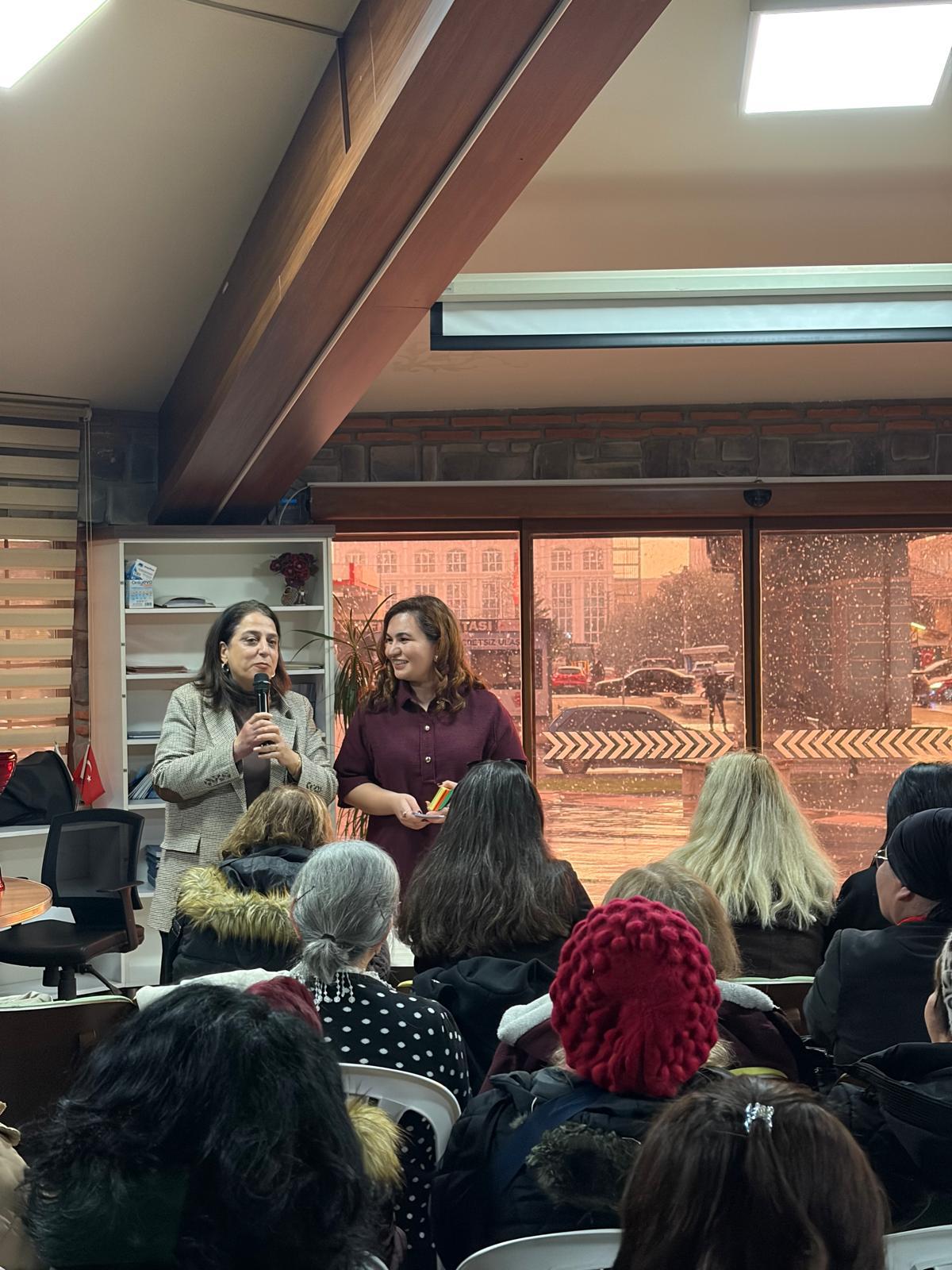 Körfez Kent Konseyi Psikolog Aslı Tatlı'yı Konuk Etti 3