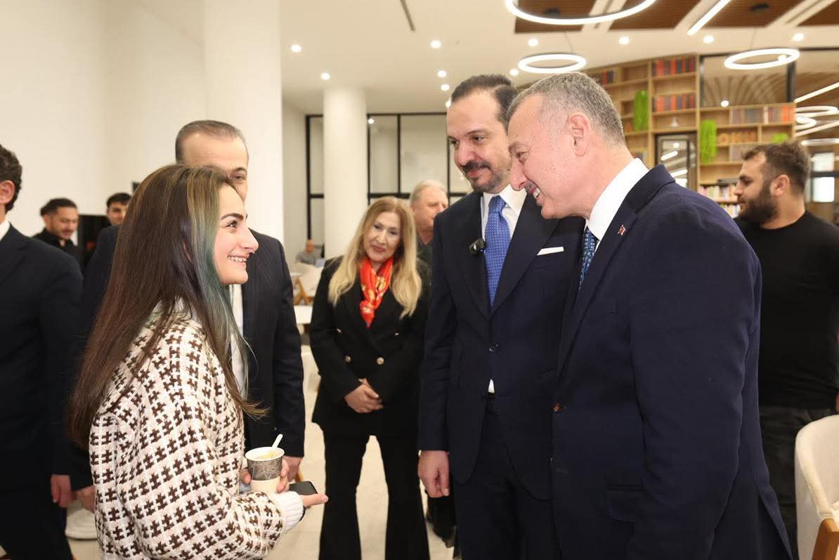 Kürşad Zorlu’dan Büyükakın’a Övgü “Türkiye’ye Örnek Projeler” (3)