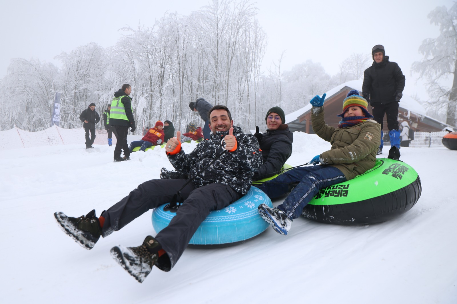 Kuzuyayla'da Kar Keyfi Kış Masalına Dönüştü (10)