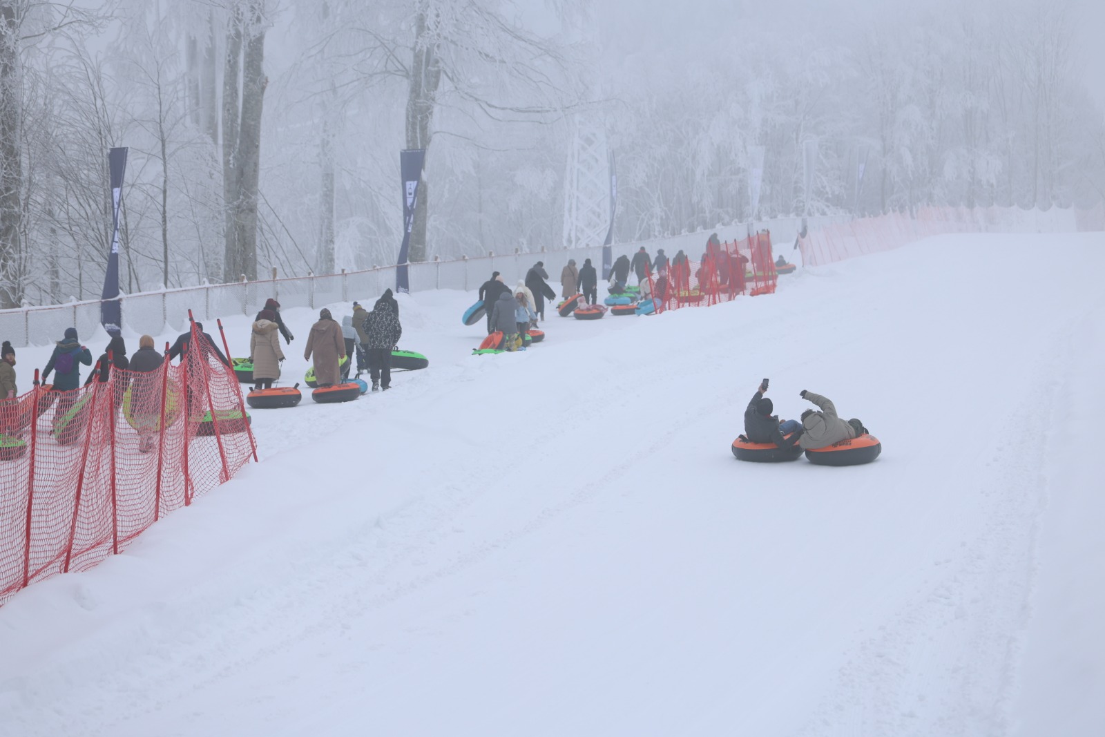 Kuzuyayla'da Kar Keyfi Kış Masalına Dönüştü (6)-1