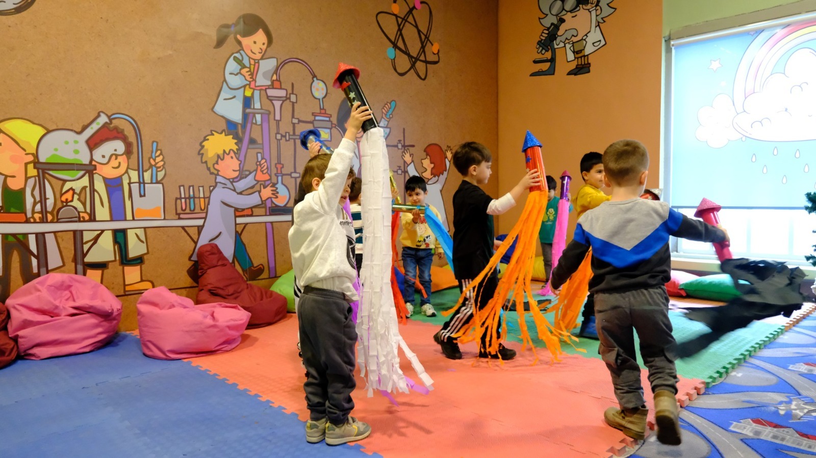 Lokomotif Çocuk Köyü'nün Minikleri Bilimin Izinde (2)