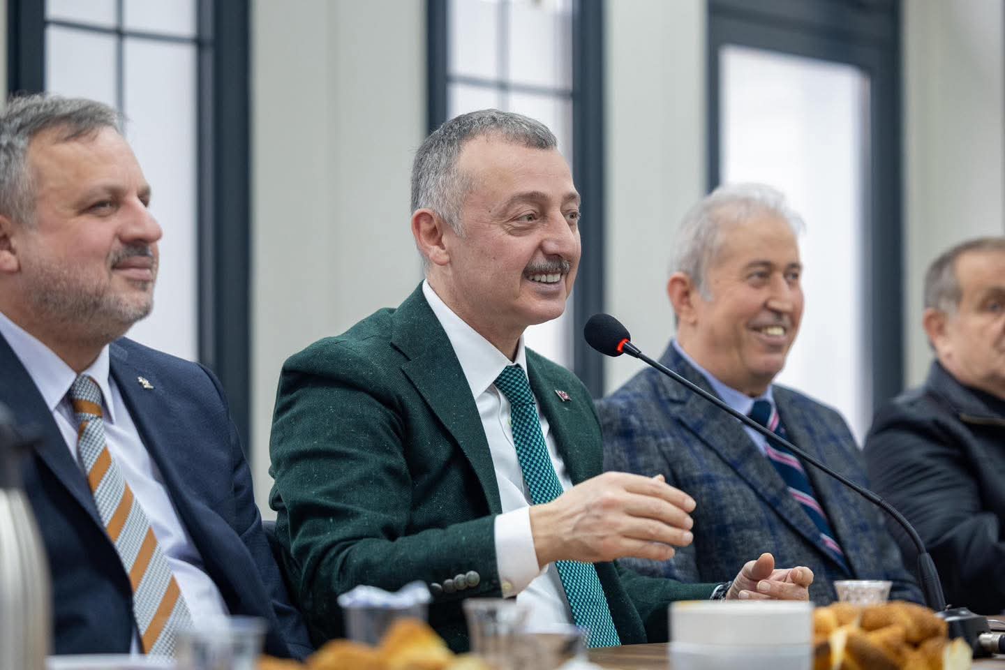 Ordulularla Buluşan Başkan Büyükakın Chp'li Belediyelere Yüklendi!8