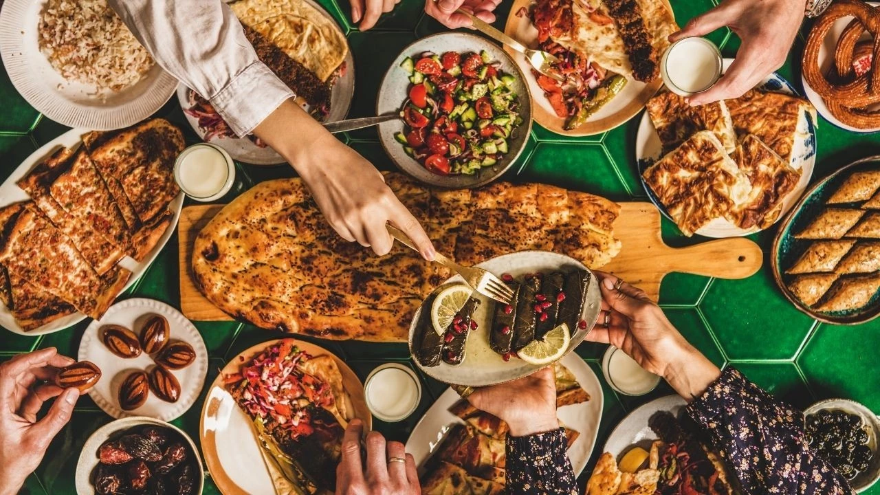 Ramazan Kolisi Iftar Menusu Ve Iftariyeliklerde Fiyat Uyarisi Fahis Uygulamayi Sikayet Edin B7Hq Cover