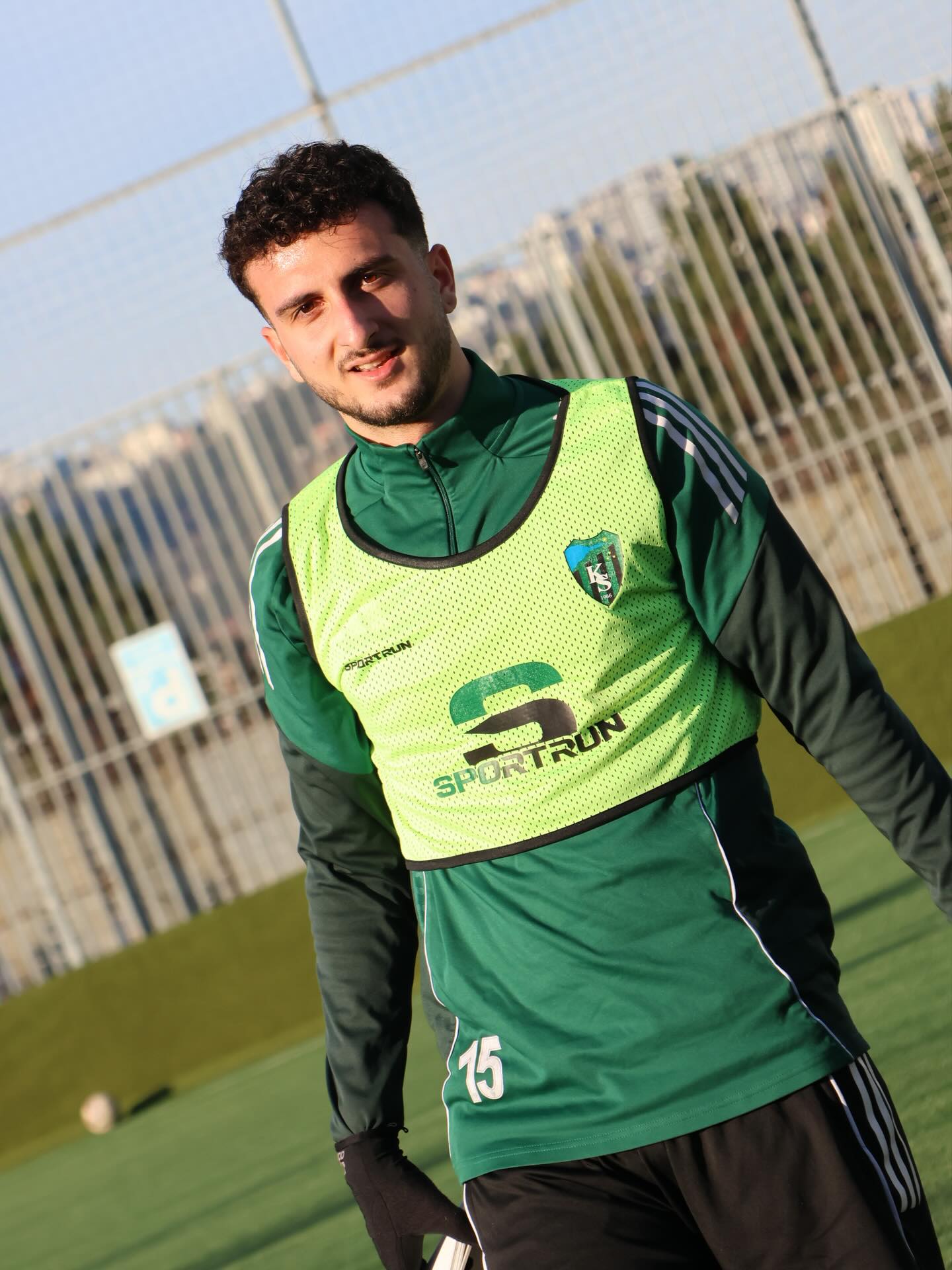 Sahada Tempolu Antrenmanla Ter Döktüü (2)