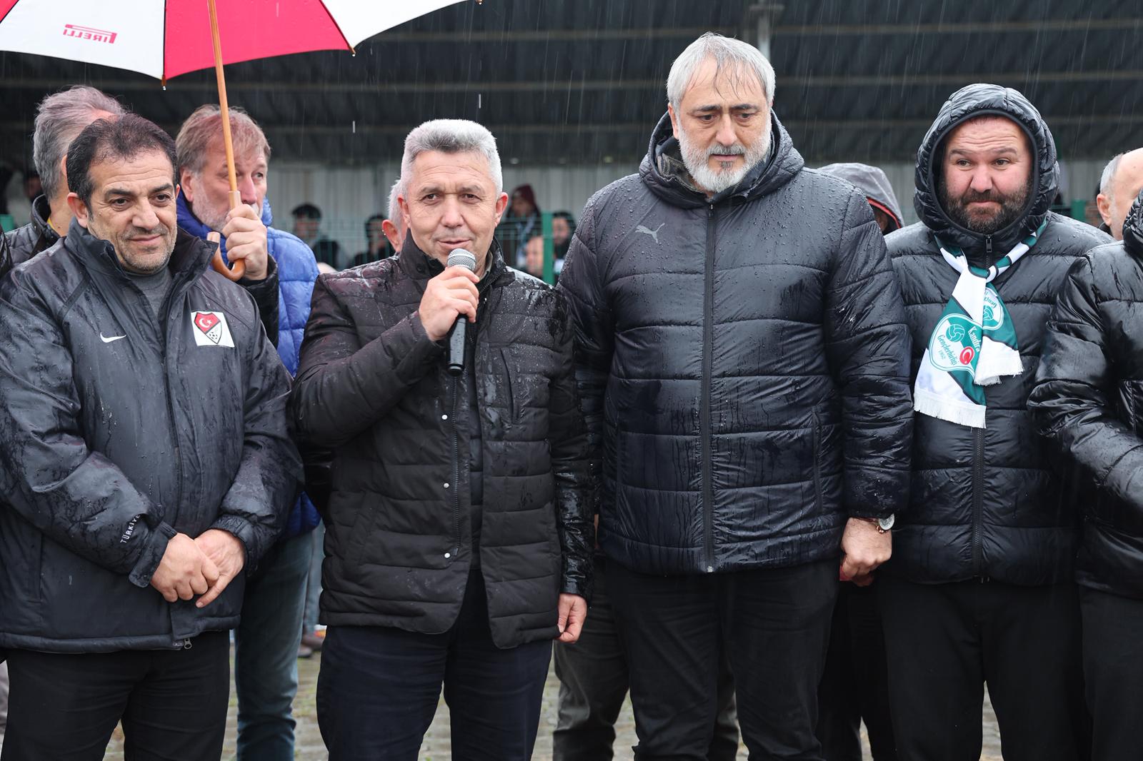 Şampiyon Kandıra Gençlerbirliği Kupasını Aldı (4)
