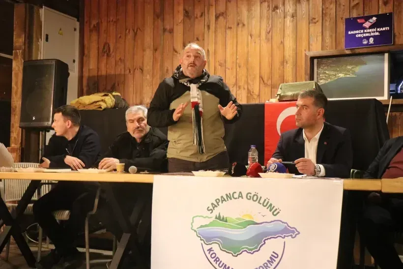 Sapanca Gölü İçi̇n Alarm Zi̇lleri̇ Çaliyor! Stk’lar Yol Hari̇tasi Çi̇zdi̇ (2)