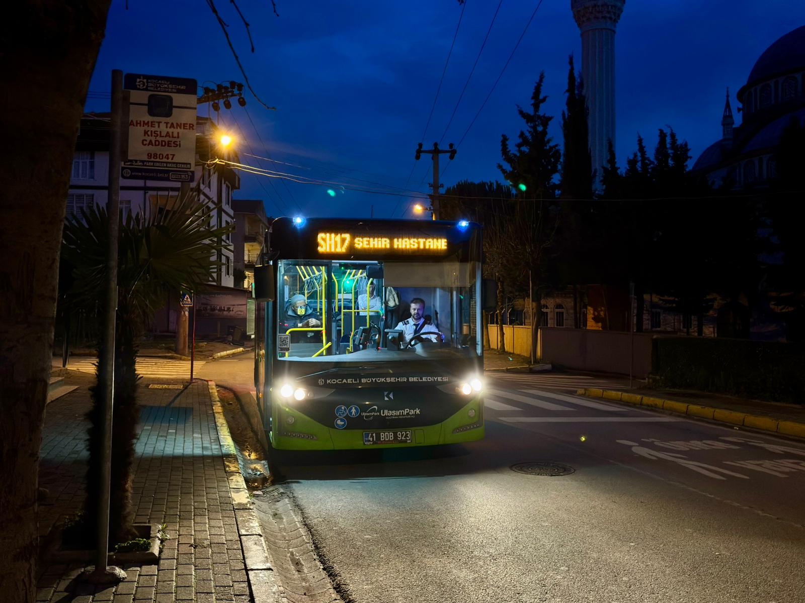 Şehir Hastanesi'ne 12 Ilçeden Direkt Ulaşım Dönemi Başladı (5)