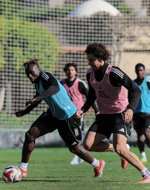 Tempolu Antrenmanlar Sürüyor (5)