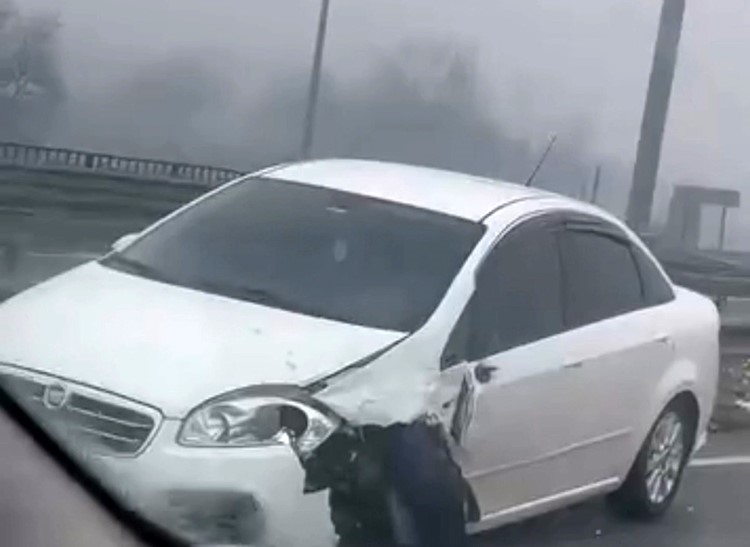 Ters Şeritte Dehşet Otomobiller Kafa Kafaya Çarpıştı (5)