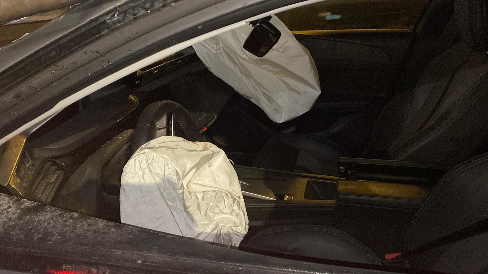 Ters Yönden Girdi, Bariyerleri Biçti! Kocaeli'de Faciadan Dönüldü 03