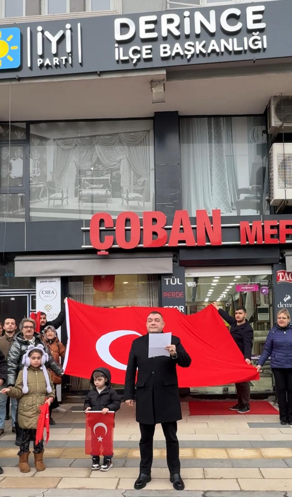 Türk Bayraği’na Yapilan Saldiriya Sert Tepki̇-1