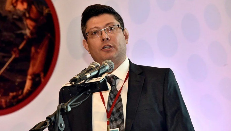 Uysal Altundağ'dan Grev Sinyali!