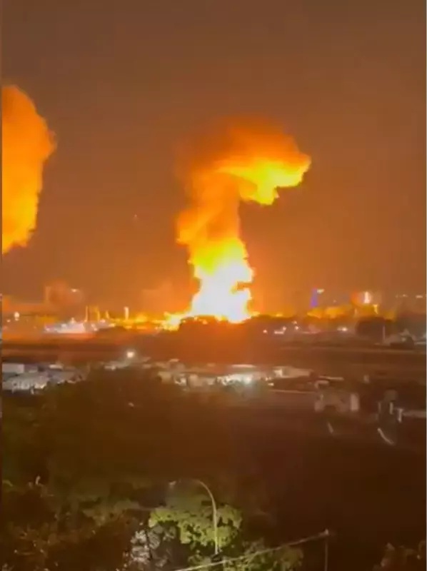 Venezuela'nın Başkenti Karakas'ta Peş Peşe Patlamalar Yaşandı 1