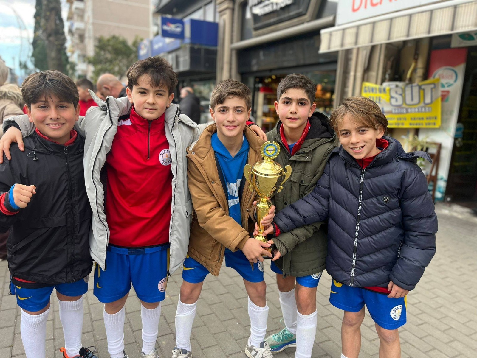 Volkan Elmaser Alttan Alttan Geliyoruz Derken Ciddiydik 2