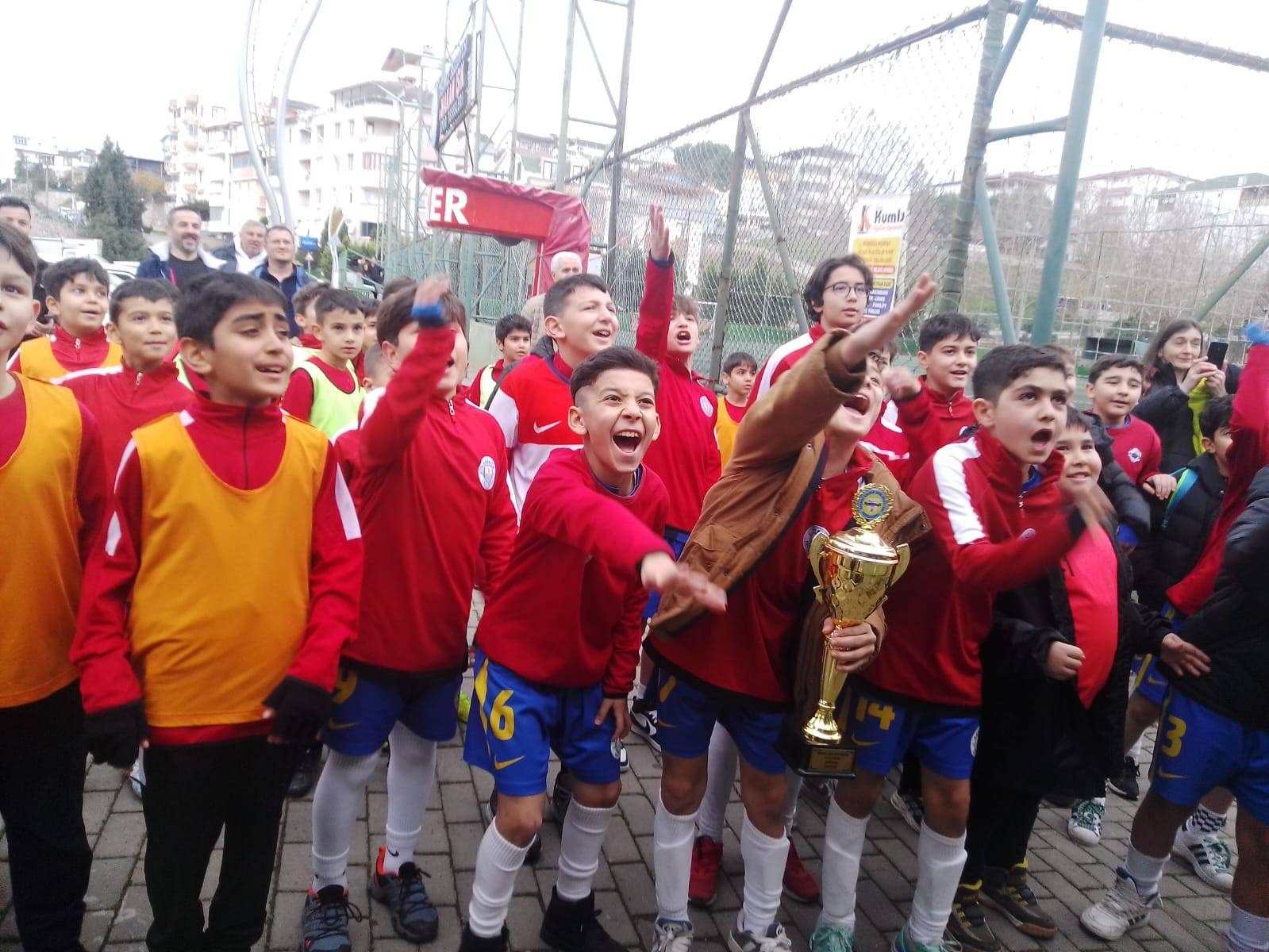 Volkan Elmaser Alttan Alttan Geliyoruz Derken Ciddiydik 4