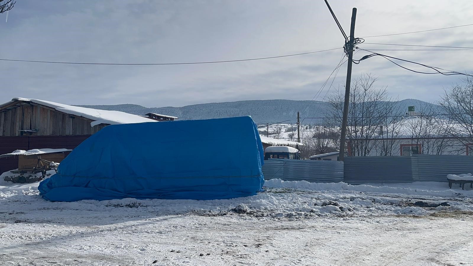 Yanan Minibüsünü İzlemeye Kalbi Dayanmadı! Alevleri Seyrederken Hayatını Kaybetti 01