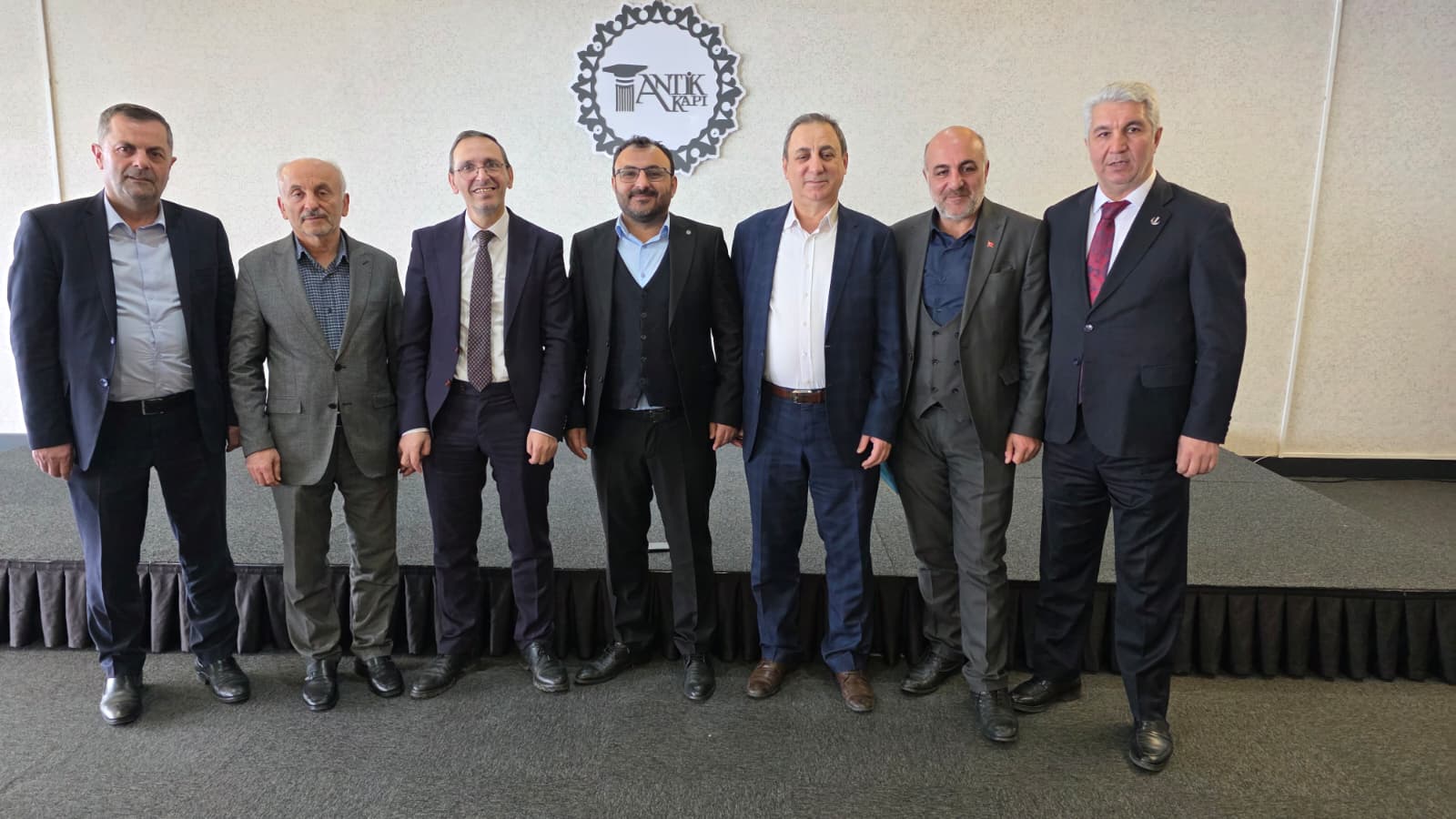 Yesevi Hareketi Derneği Marmara Bölgesi 2025 Yılı Faaliyetlerini Kocaeli'de Düzenlenen Kahvaltı Programında Değerlendirdi (3)