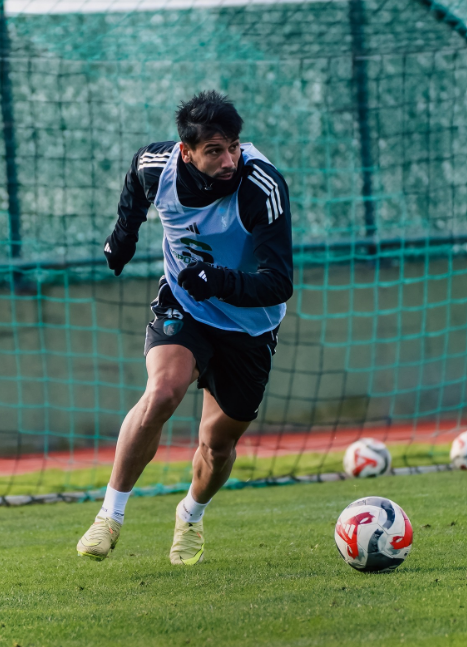 Yeşil Siyahlılar, Trendyol Süper Lig’in 19. Haftasında Oynanacak Samsunspor Karşılaşmasının Hazırlıklarına Sabah Antrenmanıyla Başladı (4)